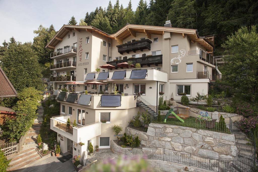 Hotel Alta Vista Neukirchen am Großvenediger Exterior photo