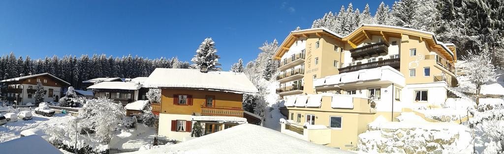 Hotel Alta Vista Neukirchen am Großvenediger Exterior photo